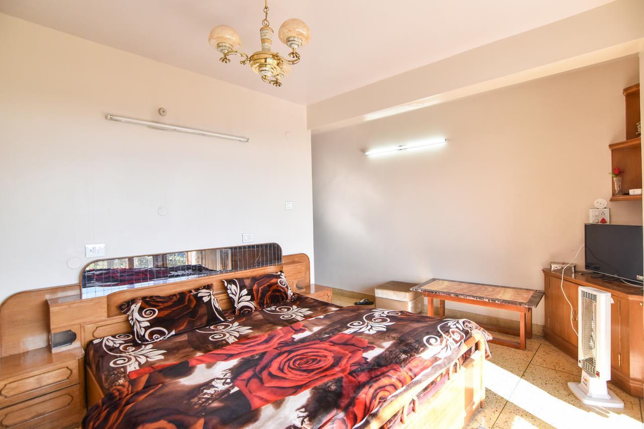 Dhanlaxmi Apartments Shimla Exteriör bild